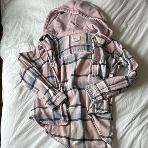 American Eagle Hooded Pink and Gray flannel
